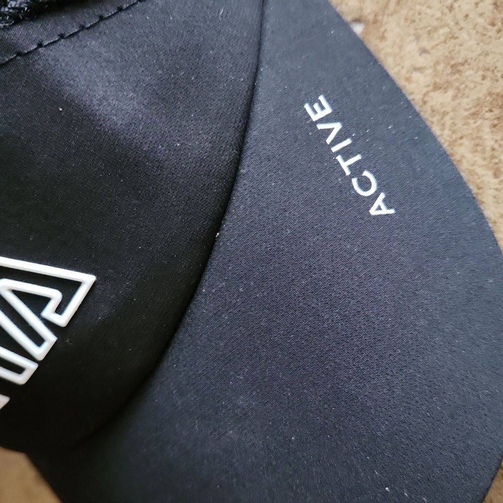 NWT Zyia black visor - Picture 7 of 9